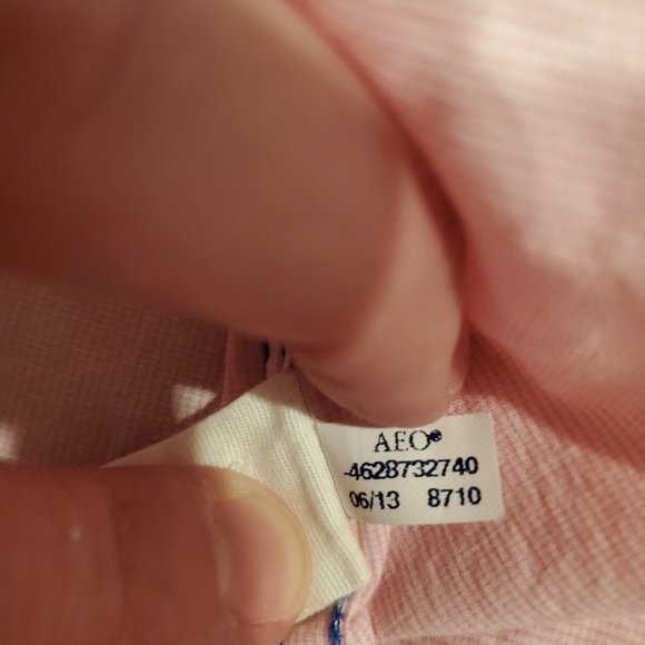 American Eagle Prep Fit Lightweight Oxford Button Down in Pink - Picture 4 of 5